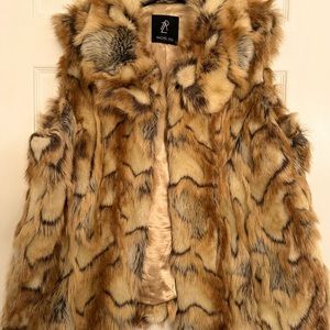 (Acrylic & Polyester) Dry Clean Only